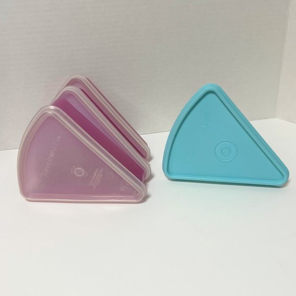 ONE Tupperware Slice 'O Pie Container - Picture 2 of 3